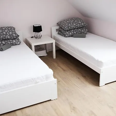 Beztroski Zakatek ホームステイ