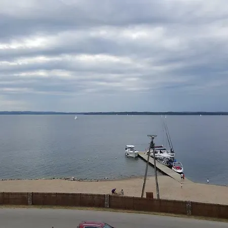 Beztroski Zakatek ホームステイ